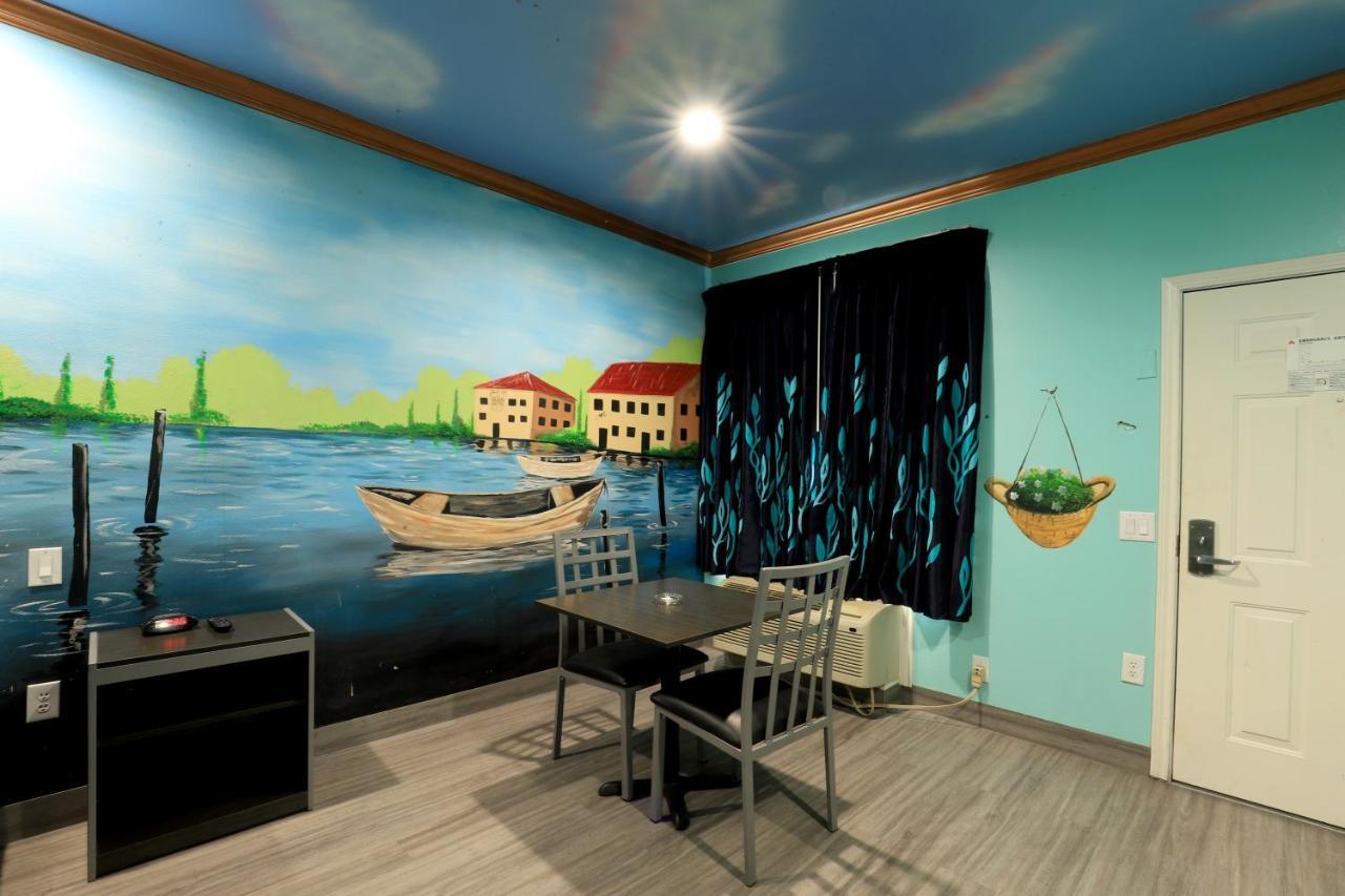 Scottish Inn And Suites Houston-Jones Road Louetta Bagian luar foto