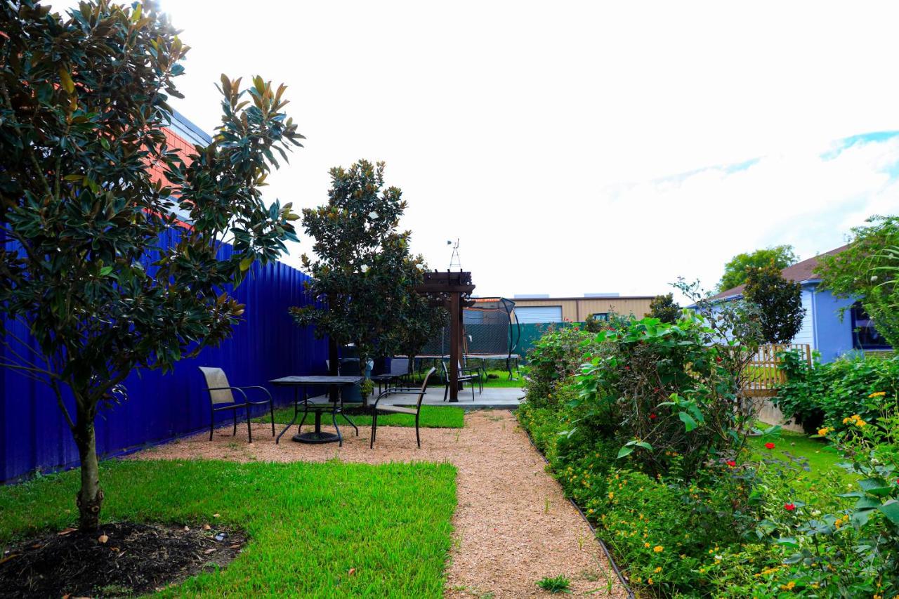 Scottish Inn And Suites Houston-Jones Road Louetta Bagian luar foto