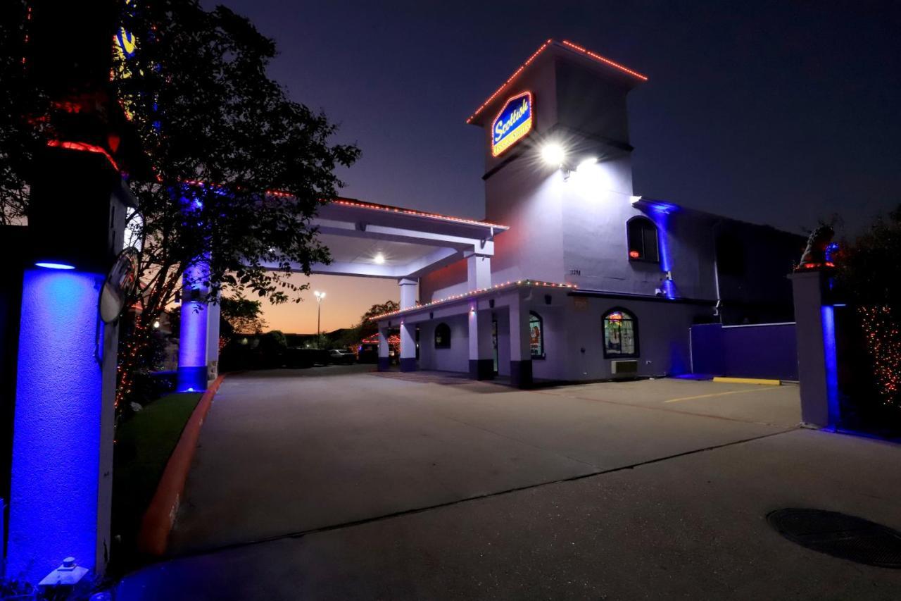 Scottish Inn And Suites Houston-Jones Road Louetta Bagian luar foto