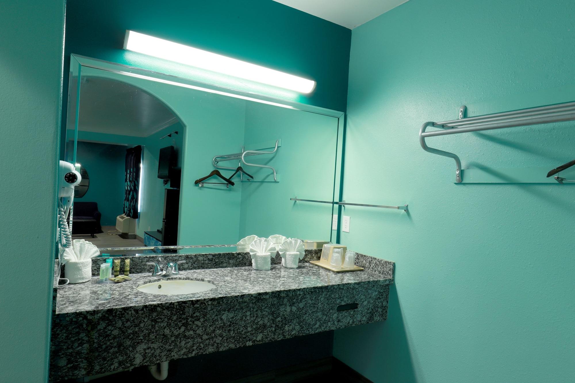 Scottish Inn And Suites Houston-Jones Road Louetta Bagian luar foto
